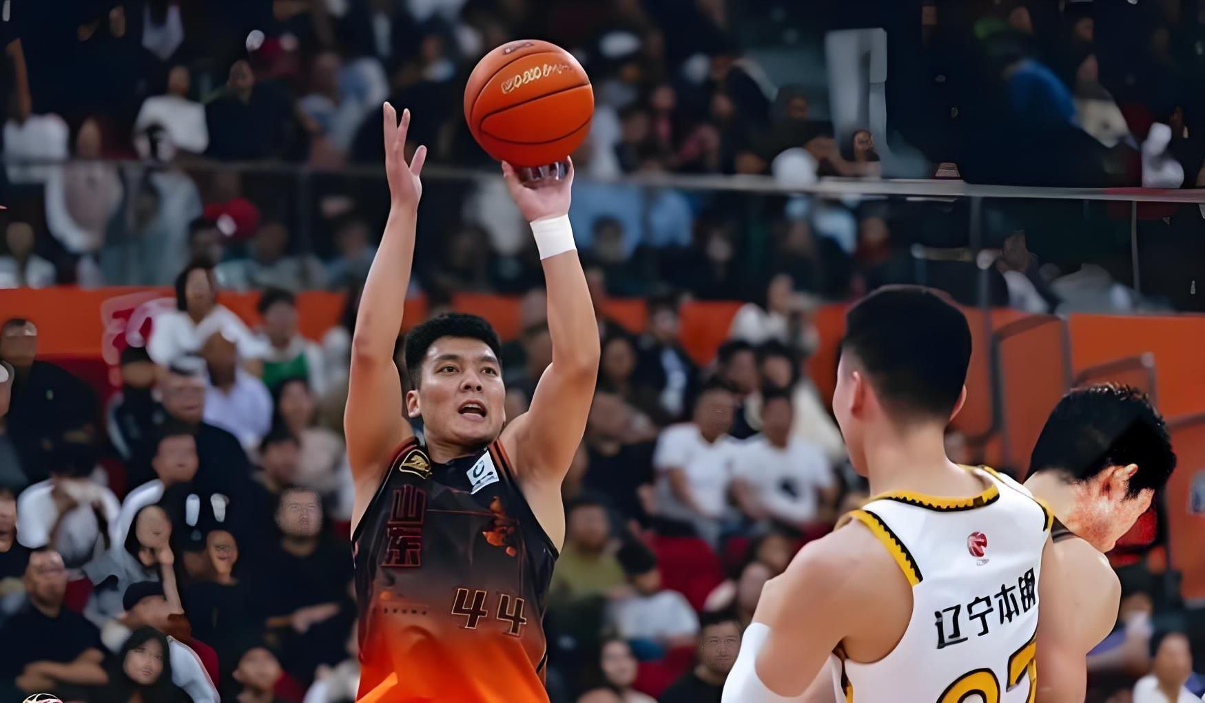 山东男篮迎西甲关键赛,今晨再遭质疑,引发热议,赛季目标并未改变 山东男篮迎西甲关键赛,今晨再遭质疑,引发热议,赛季目标并未改变